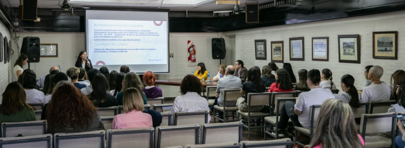 imagen Pionera: la UNCUYO certificará microexperiencias formativas en sus escuelas